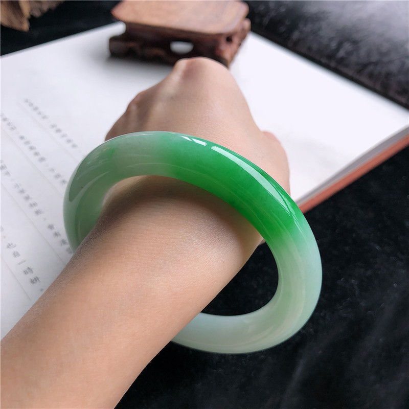 Браслет из натурального бирман – обзор и цена Bracelets